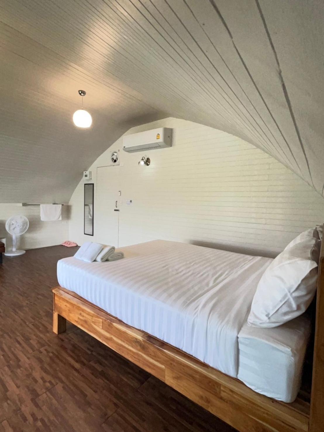 Manta Resort Ban Khao Tok Eksteriør billede